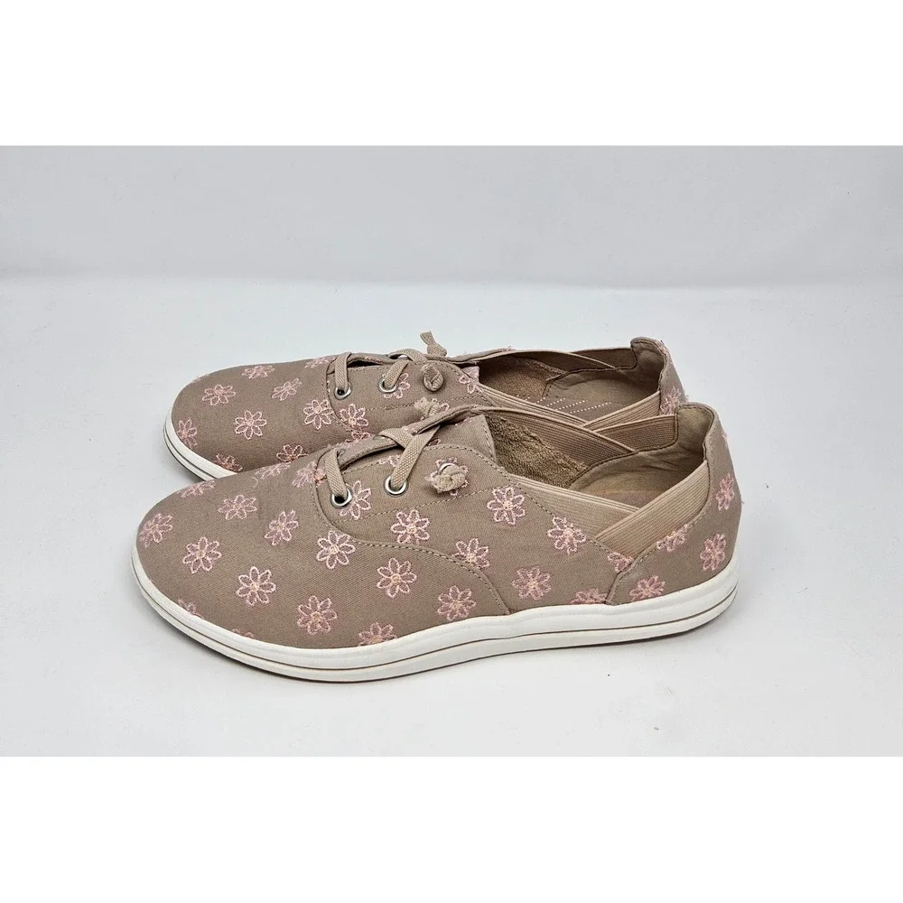 Clarks Shoes Sneaker Women 8 NEW Cloudsteppers Floral Embroidery Taupe Pink Tan